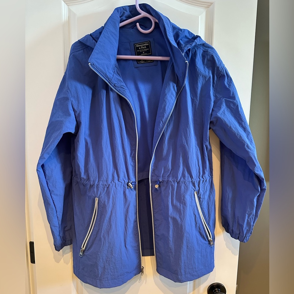 ABERCROMBIE & FITCH, Crinkle Nylon Coat